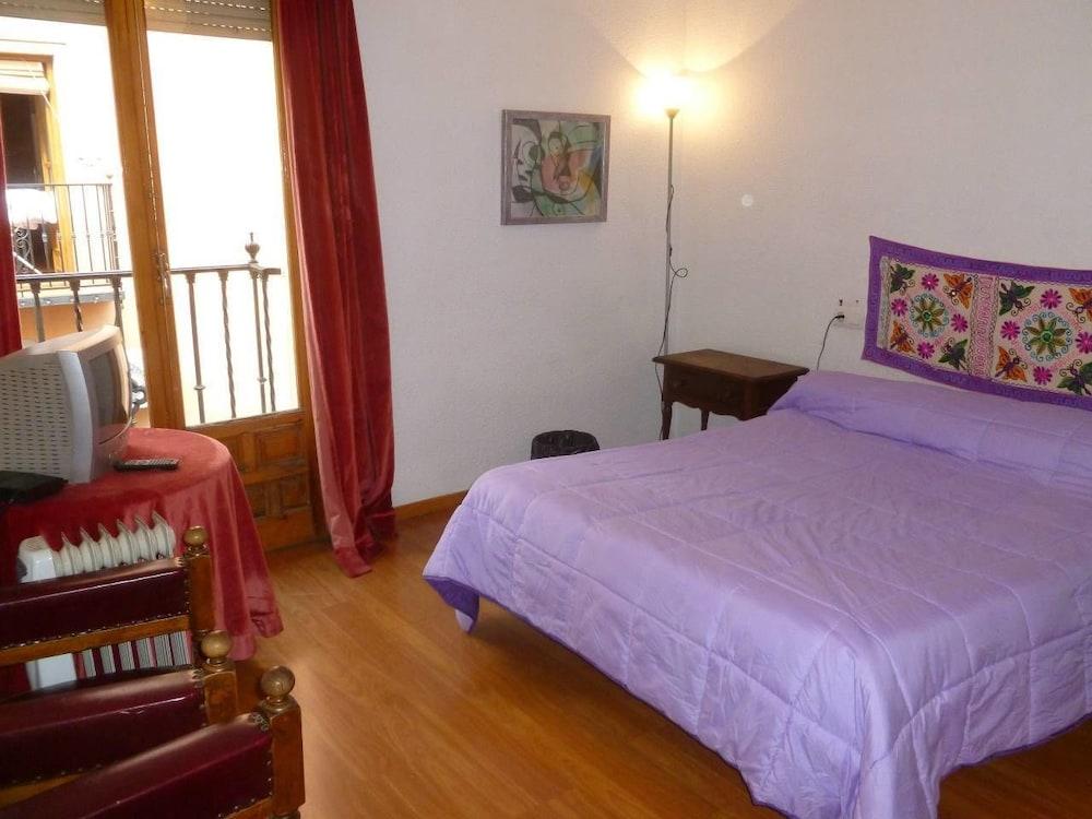 Hostel El Cascabel Гранада Екстериор снимка