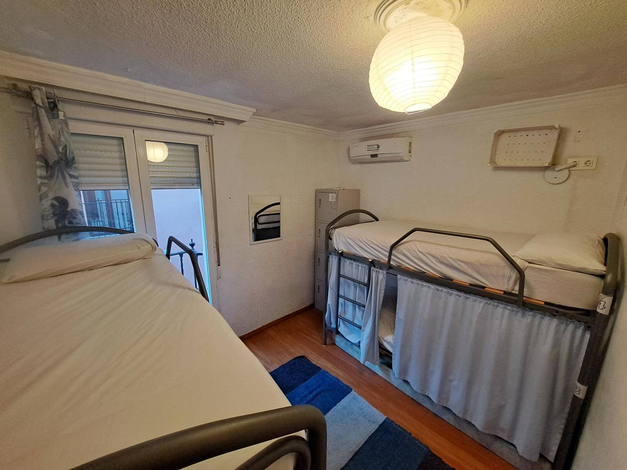 Hostel El Cascabel Гранада Екстериор снимка